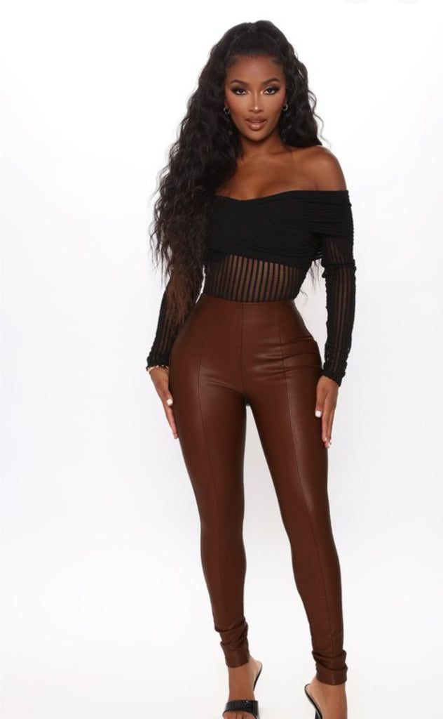 All Eyes On Me Leather Pants - Féline Couture 